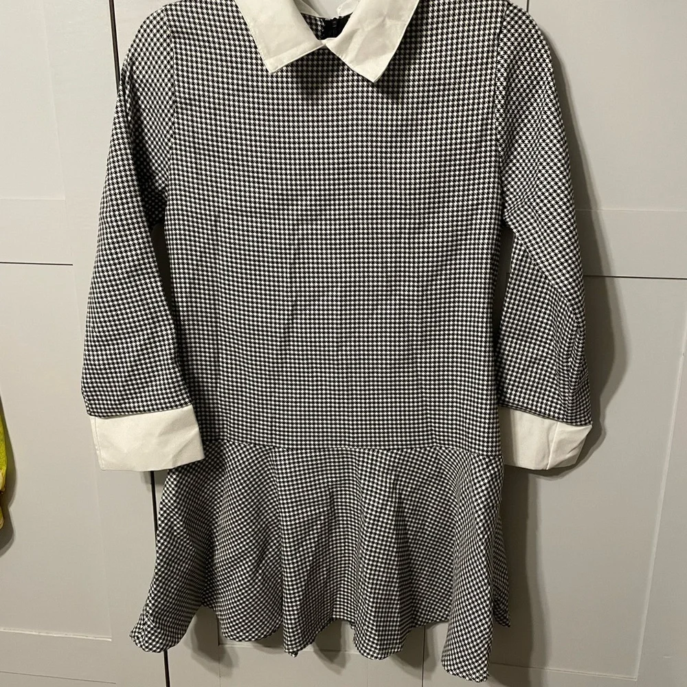 Chic Black and White Gingham Kids Dress - Picture 3 of 8